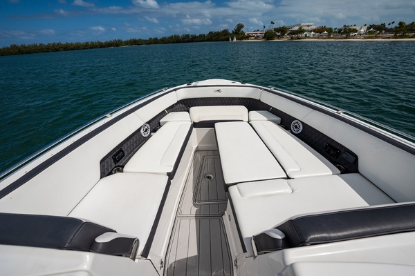 37ft Monterey Yacht For Sale