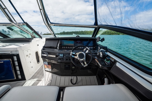 37ft Monterey Yacht For Sale