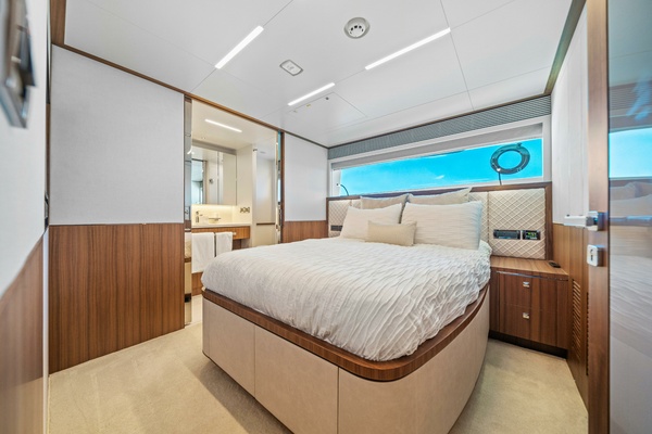RIO 90ft Horizon Yacht For Sale