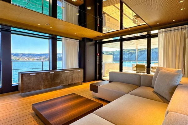 LA VETTA 127ft Custom Line Yacht For Sale