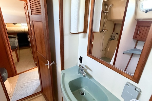 SECOND WIND 41ft Island Packet Yacht For Sale