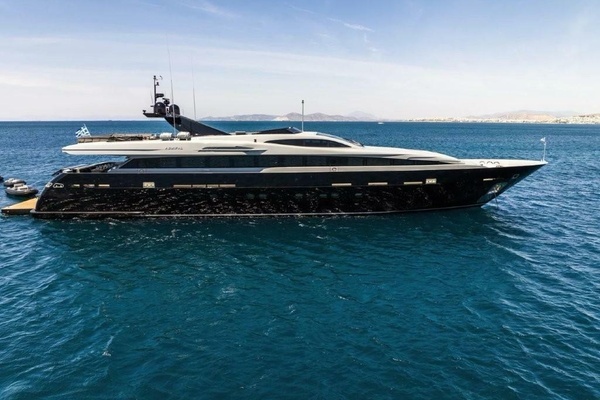 128-ft-Admiral-2009-40-   Greece  yacht for sale