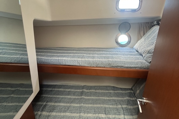 2015 Beneteau 34