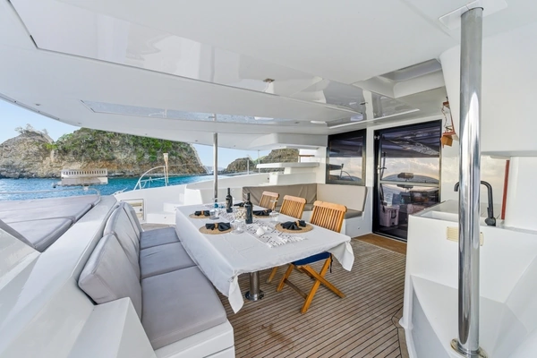 Fountaine Pajot Sanya 57 Yacht For Sale