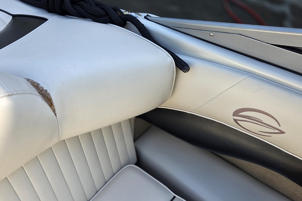 18ft Crownline Yacht For Sale