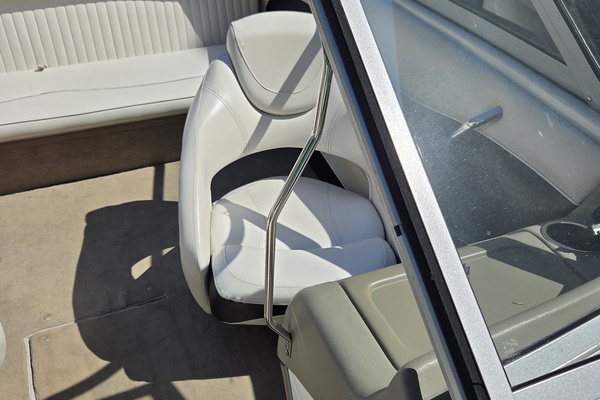 18ft Crownline Yacht For Sale