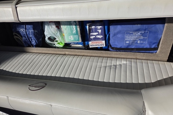 18ft Crownline Yacht For Sale