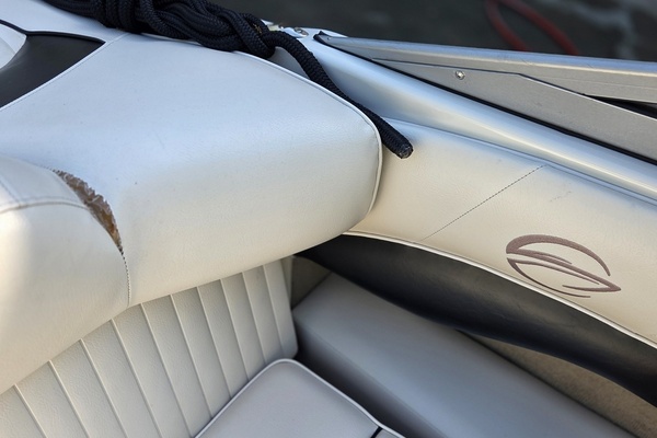 18ft Crownline Yacht For Sale