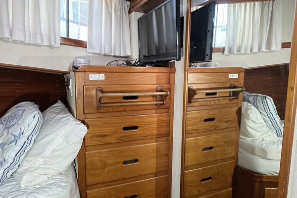 V Berth 3
