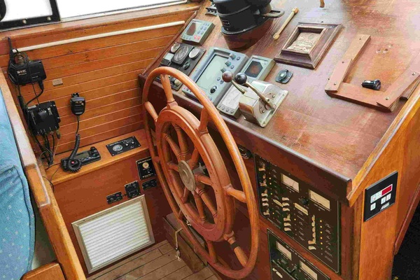 Margaritaville 39ft Bruce Roberts Yacht For Sale