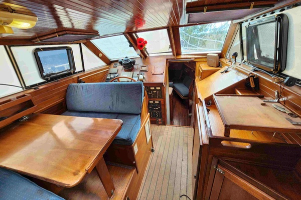 Margaritaville 39ft Bruce Roberts Yacht For Sale