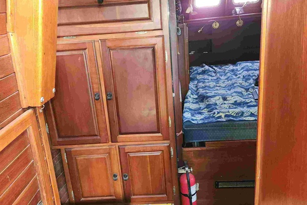 Margaritaville 39ft Bruce Roberts Yacht For Sale