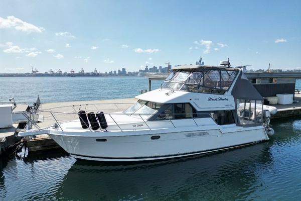 38-ft-Carver-1996-370 Voyager-Strait Shooter North Vancouver British Columbia Canada  yacht for sale