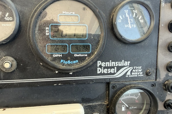 Lucky Us 28ft Albin Yacht For Sale