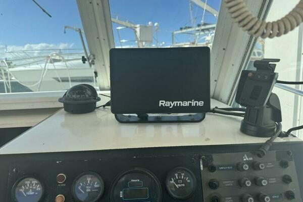 Lucky Us 28ft Albin Yacht For Sale