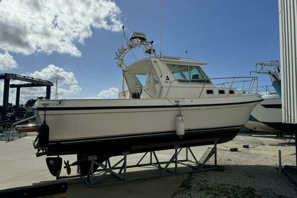 Lucky Us 28ft Albin Yacht For Sale
