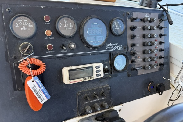 Lucky Us 28ft Albin Yacht For Sale