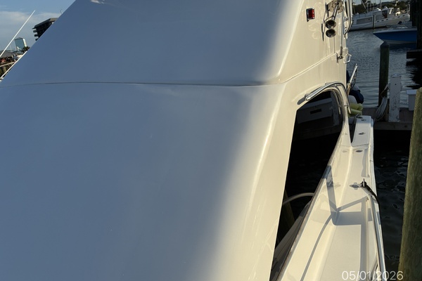 34' Luhrs Sidedeck