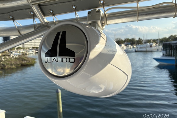 34' Luhrs PA Speaker