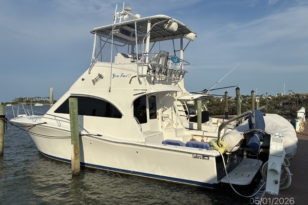 Photo of the 2005 Luhrs Convertible "You Two"
