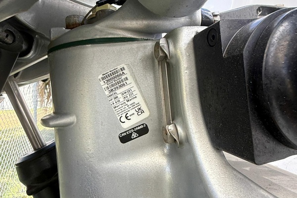 2023 Boston Whaler 28