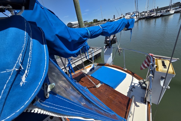 Sabrina 40ft Hinckley Yacht For Sale