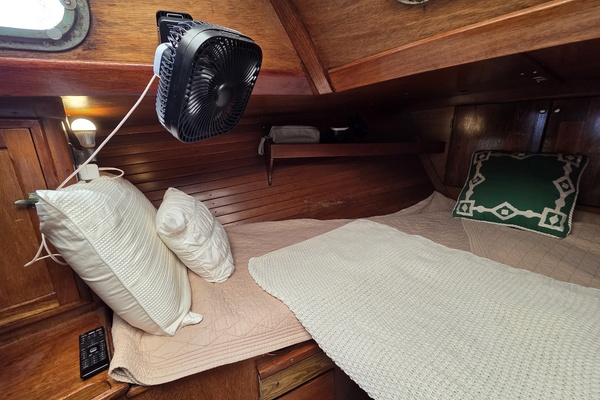 Sabrina 40ft Hinckley Yacht For Sale
