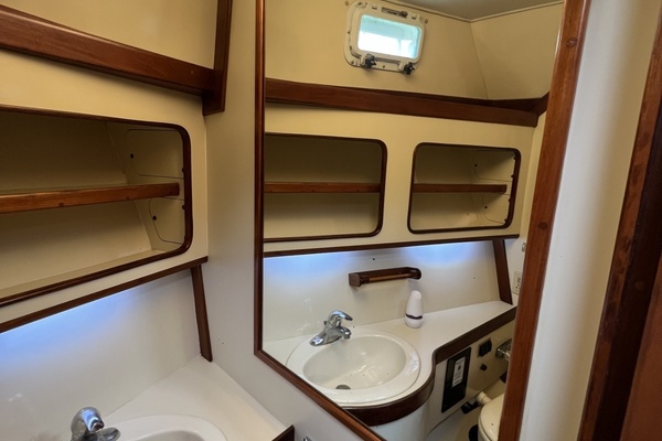 Tantara 48ft Gulfstar Yacht For Sale