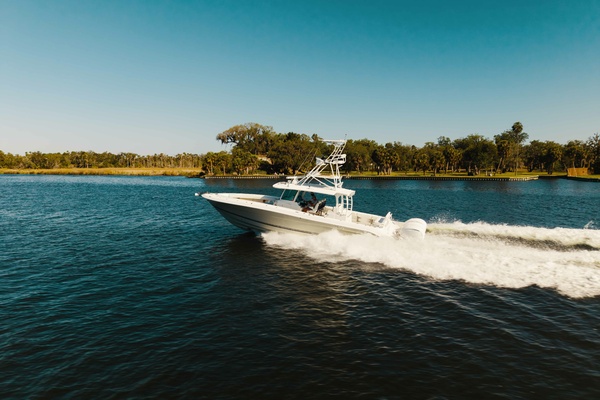 LONG N STRONG 42ft HCB Yacht For Sale