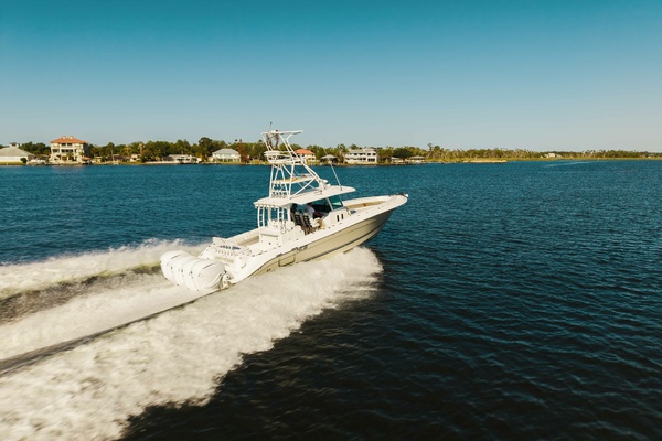 LONG N STRONG 42ft HCB Yacht For Sale