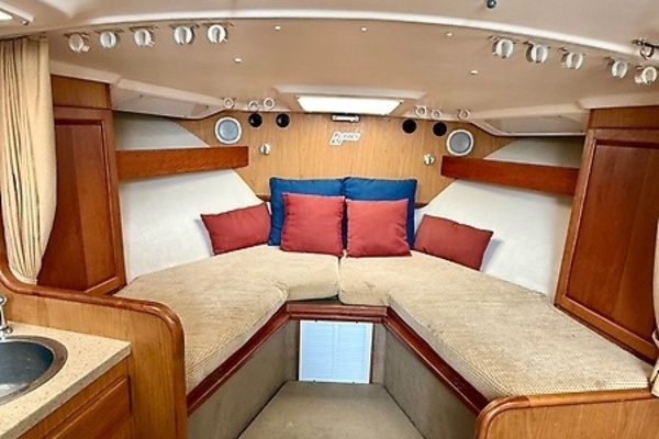 Faith 32ft Luhrs Yacht For Sale