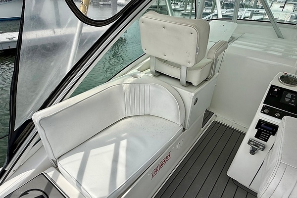 Faith 32ft Luhrs Yacht For Sale