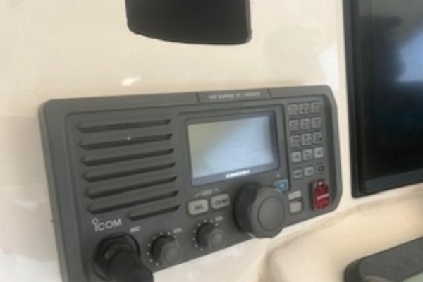 ICOM VHF