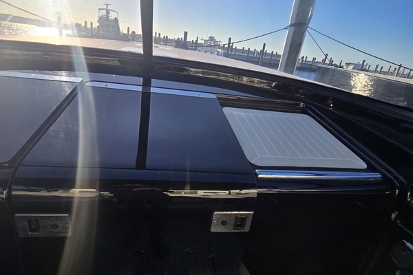 2016 VanDutch 40
