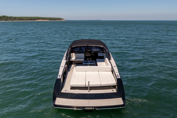 SPECTRE 40ft VanDutch Yacht For Sale