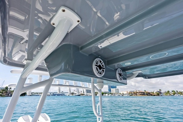 LOONEY TUNE 43ft Invincible Yacht For Sale