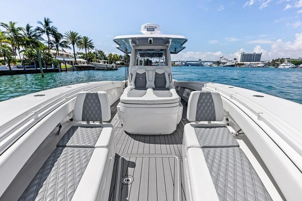 LOONEY TUNE 43ft Invincible Yacht For Sale