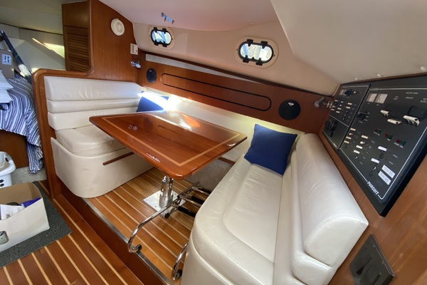 Old Fashioned 33ft Pursuit Yacht For Sale