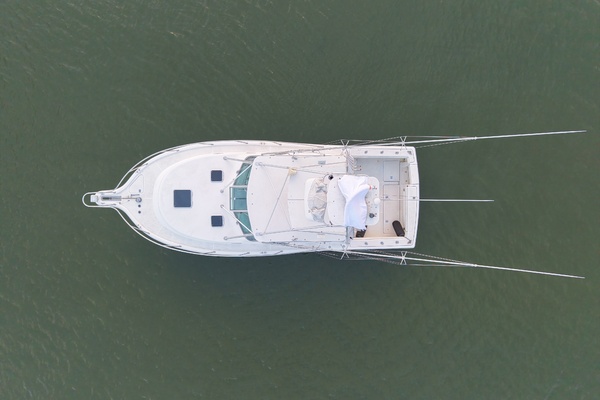 Old Fashioned 33ft Pursuit Yacht For Sale