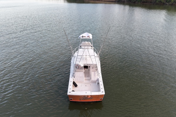 Old Fashioned 33ft Pursuit Yacht For Sale