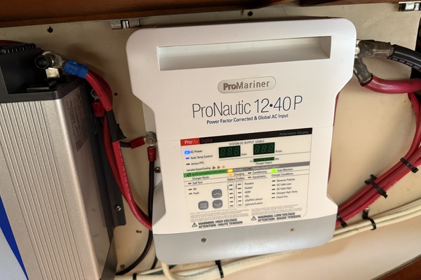 Dauphine 42ft Allied Yacht For Sale