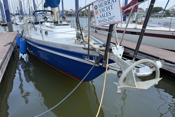 Dauphine 42ft Allied Yacht For Sale