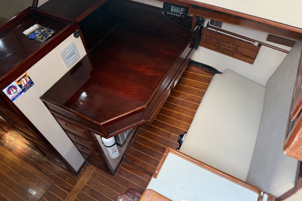 Dauphine 42ft Allied Yacht For Sale