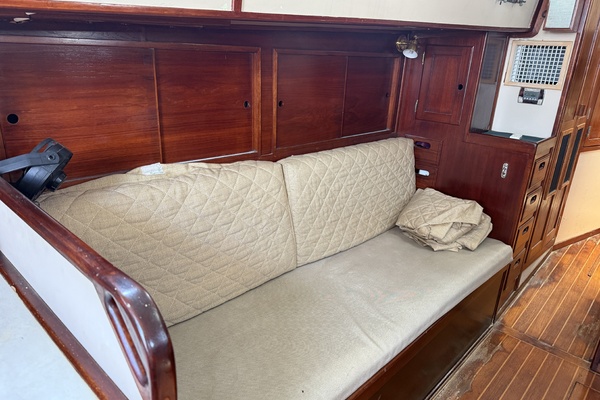 Dauphine 42ft Allied Yacht For Sale