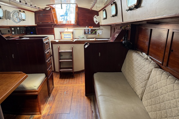 Dauphine 42ft Allied Yacht For Sale