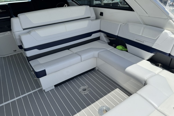 38ft Formula Yacht For Sale