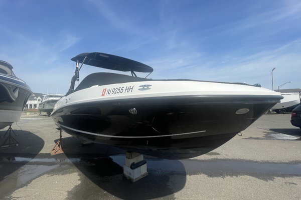 22ft Bayliner Yacht For Sale