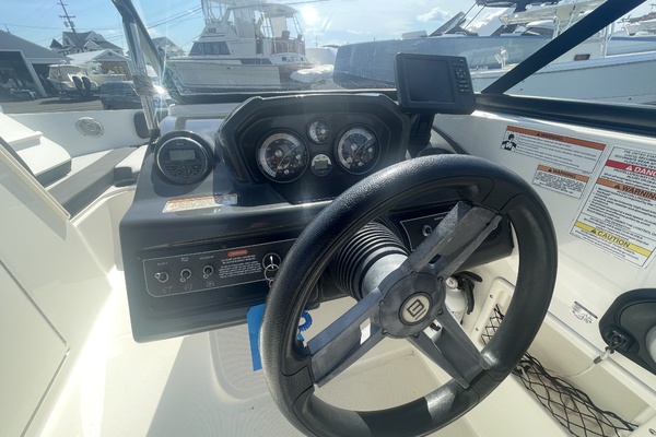 22ft Bayliner Yacht For Sale