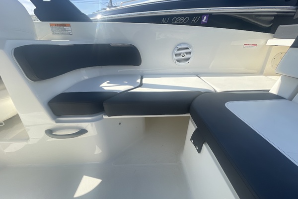 22ft Bayliner Yacht For Sale