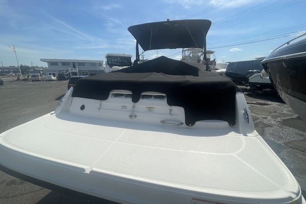 Photo of the 2019 Bayliner VR6 Bowrider I/O